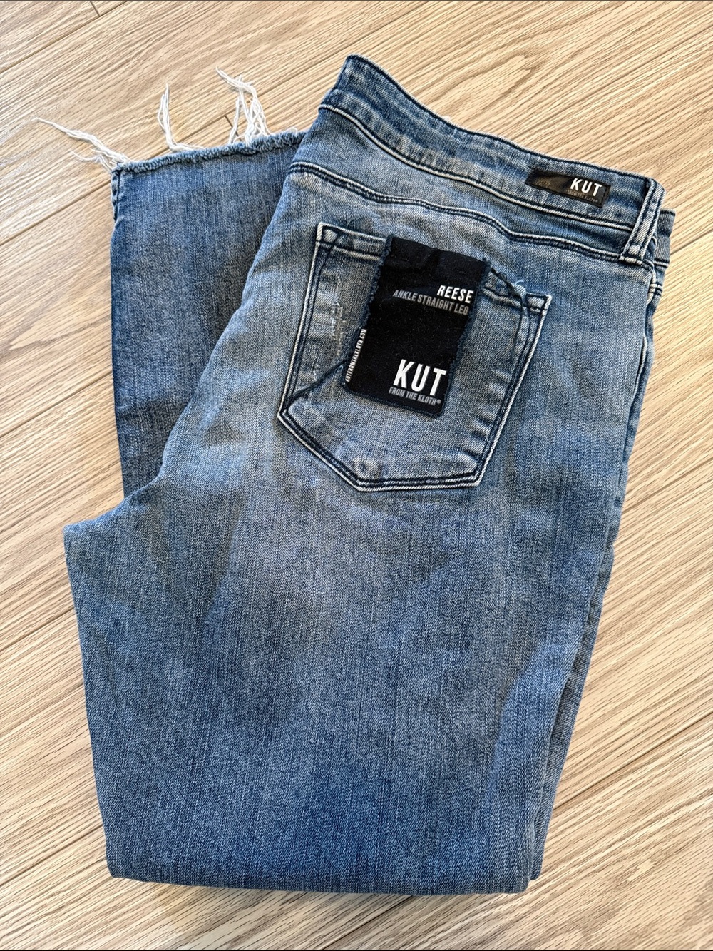 NWT KUT Reese Ankle Straight Leg Jeans 👖